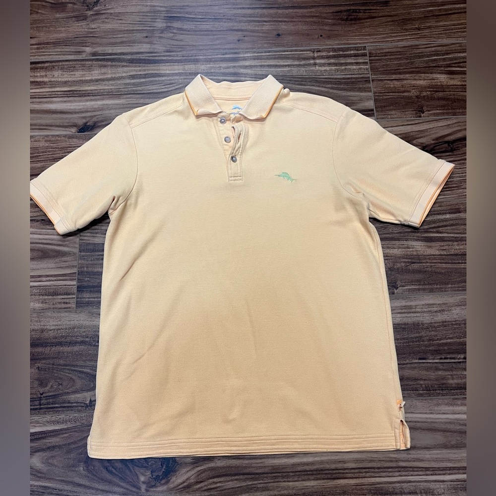 Tommy Bahama men’s size small polo shirt with logo